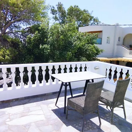 Art * Perissa (Santorini)